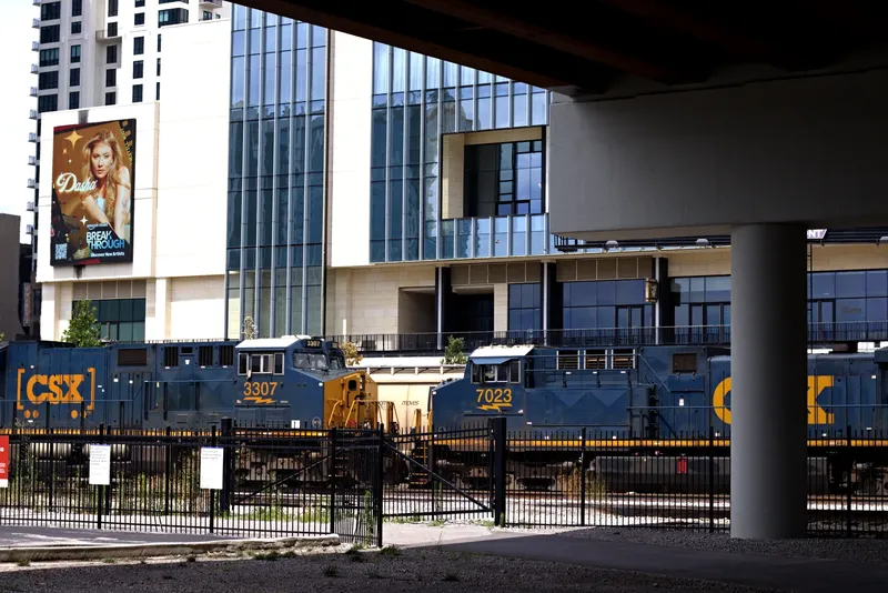 The same photo after Vermeil's suggested edits